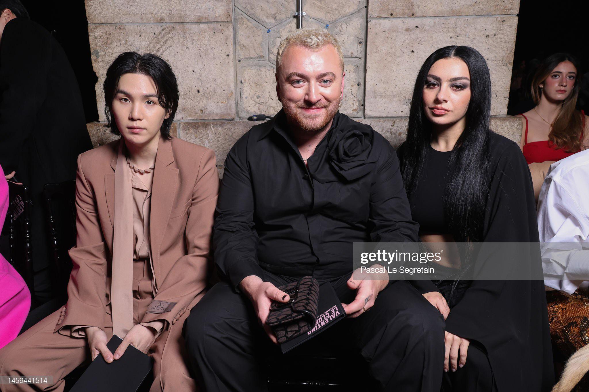 [Getty Images] Yoongi with Sam Smith and Charli XCX - 260123 - PTKOREA