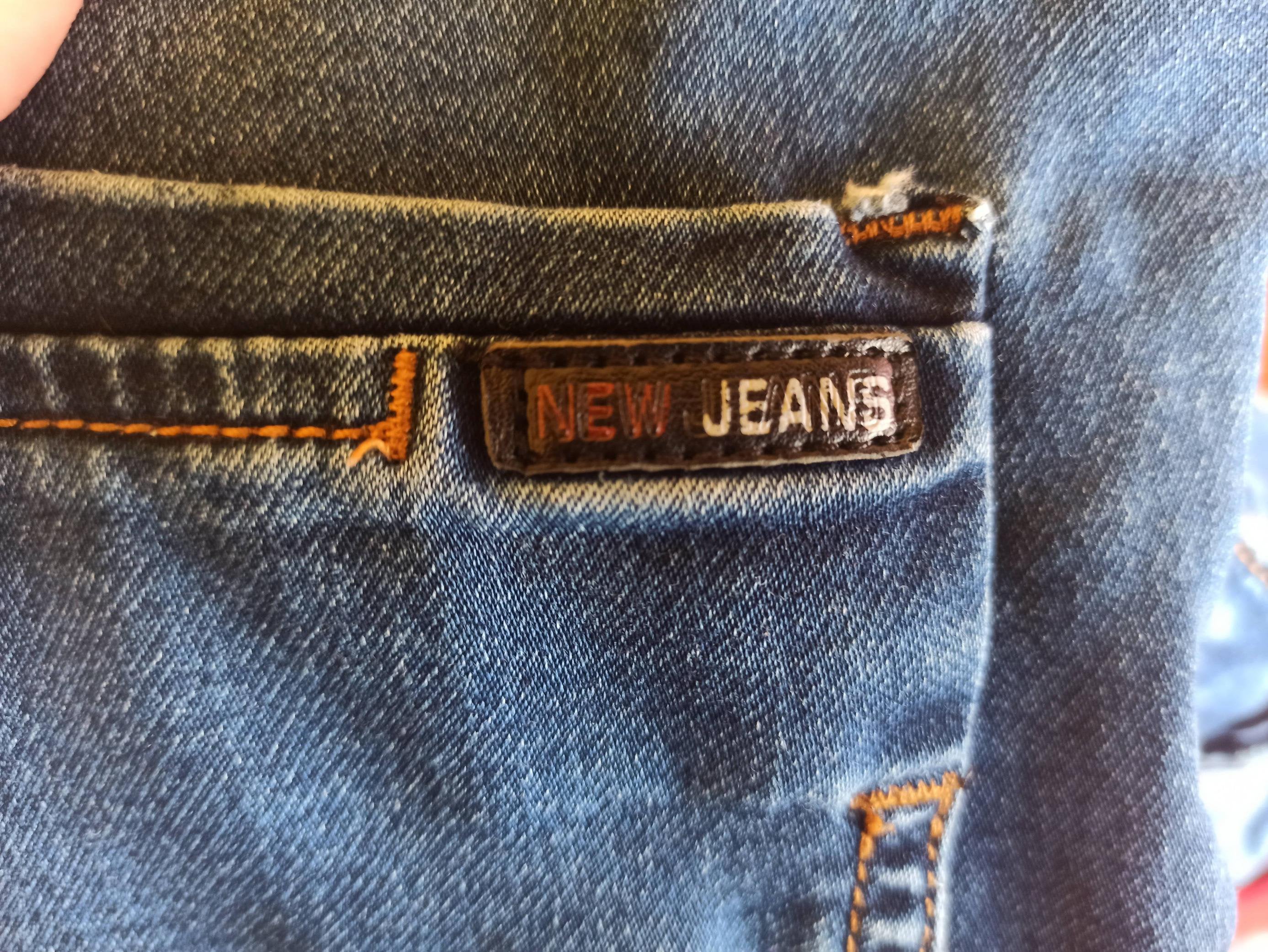 230414 I just noticed that my jeans have NewJeans written on them - PTKOREA